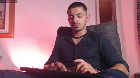 HADEZ online show from November 4, 11:00 am