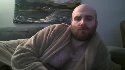 Snapshot of hairiestbear chatting on December 24, 8:22 am Hairiest Bear online show from December 24, 8:22 am