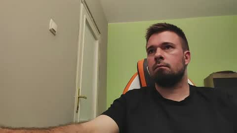 hairy_guy007 online show from July 7, 6:33 pm
