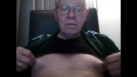 hairylover461681298 online show from November 3, 10:11 pm