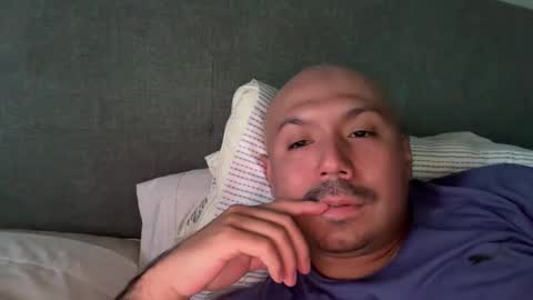 hairyman30000 online show from April 4, 10:51 pm