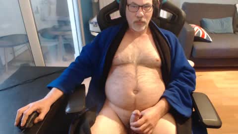 hairyman54 online show from May 17, 3:19 pm