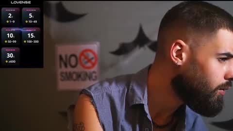 Snapshot of hairyrobxxx chatting on October 19, 10:02 pm HairyRobXxX online show from October 19, 10:02 pm