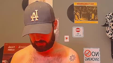 HairyRobXxX online show from February 18, 7:00 pm