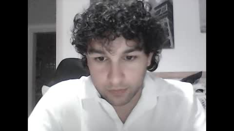 halfblood18 online show from December 14, 7:07 am