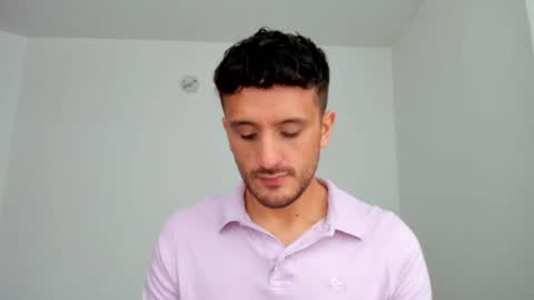 halle_1 online show from June 10, 4:51 pm