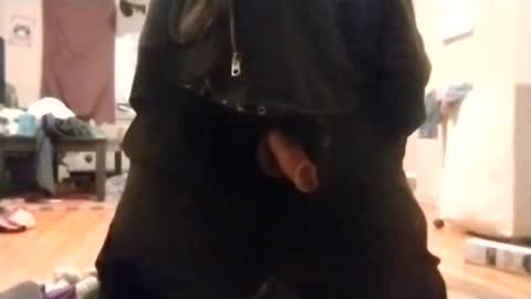 halo3489 online show from December 17, 6:24 am