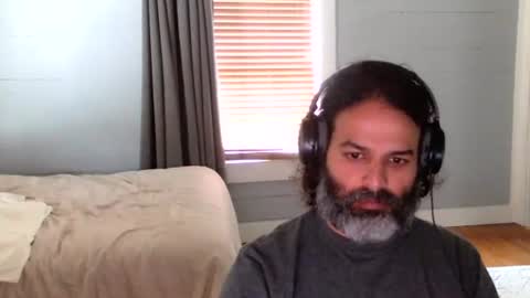 halycon2147818 online show from May 6, 8:09 pm