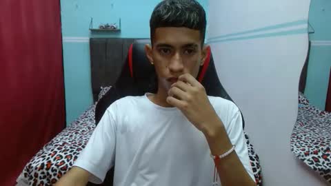 hamcummboy20 online show from November 1, 5:33 am