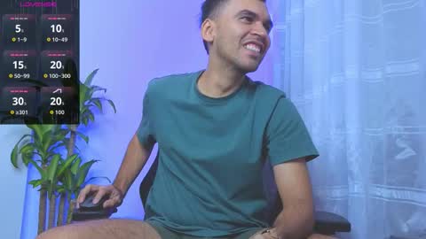 hamiltong12 online show from March 17, 11:51 pm