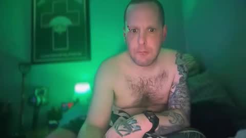 hand_banana_420 online show from April 29, 1:32 am