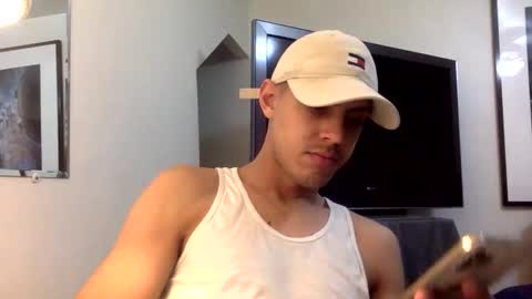 handsome01_ online show from January 6, 12:58 am