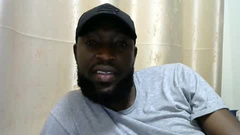 Snapshot of handsome_king30 chatting on January 1, 4:29 pm handsome king online show from January 1, 4:29 pm