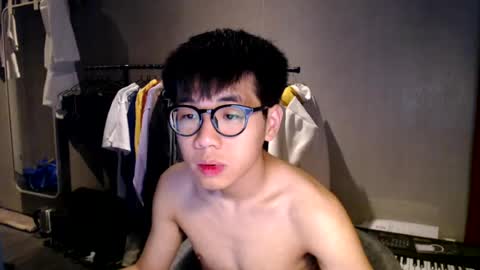 handsome_mannn online show from July 19, 9:21 pm