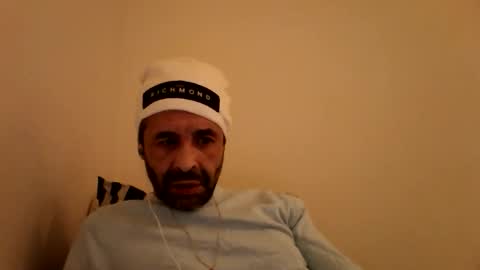 handsomepenis20cm online show from November 16, 10:12 pm