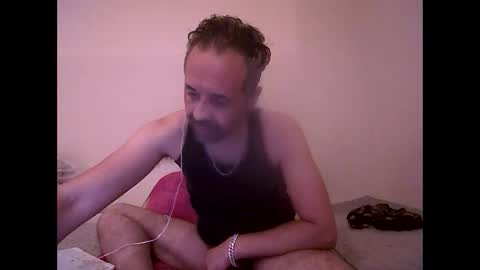 handsomepenis20cm online show from April 1, 1:07 am