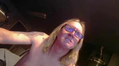 Handystudman online show from February 21, 6:48 pm