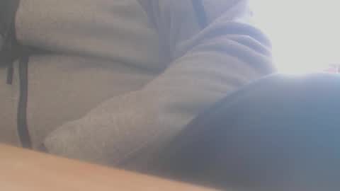 hannes_k online show from April 21, 7:25 am