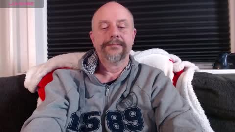 MrLazy online show from December 16, 7:00 pm