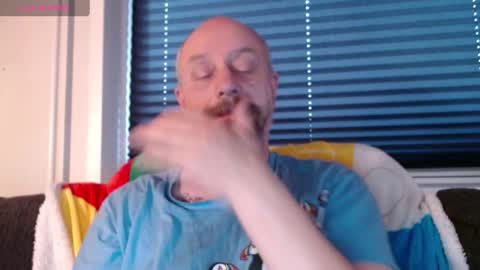 MrLazy online show from December 31, 9:31 am