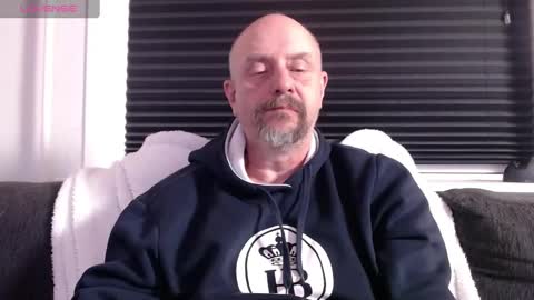 MrLazy online show from December 3, 6:49 pm