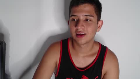 harold_18_ online show from October 24, 8:43 pm