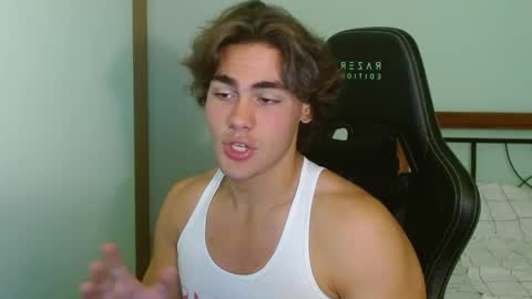 harryking1 online show from September 29, 8:05 pm