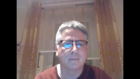 Snapshot of hartl67 chatting on December 24, 8:38 pm hartl67 online show from December 24, 8:38 pm