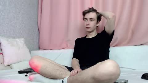 harvey_foster online show from December 3, 7:36 am