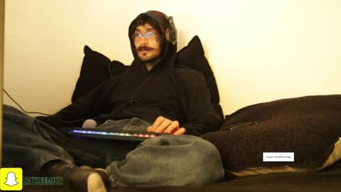 More content   2   online show from January 30, 7:26 pm