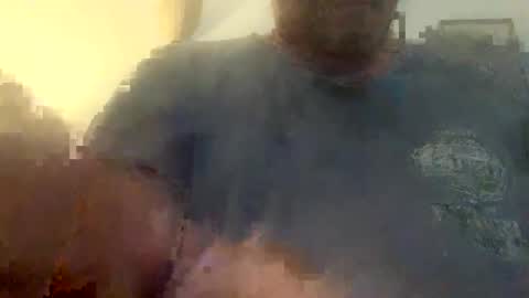 Snapshot of hawks2113 chatting on January 7, 10:19 pm hawks2113 online show from January 7, 10:19 pm
