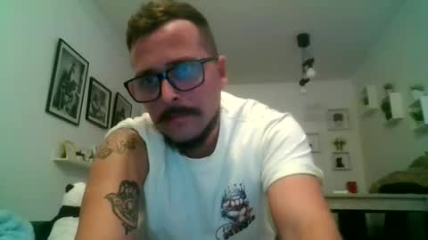 haze_john online show from April 10, 12:17 am