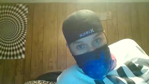 hazel198812 online show from December 17, 5:08 pm