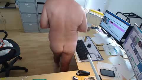 h babe online show from March 24, 12:05 am