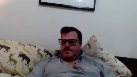 Snapshot of heartofadog604 chatting on February 26, 5:31 am MT online show from February 26, 5:31 am