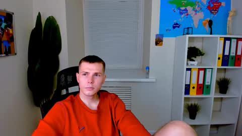 Snapshot of hector_spector chatting on October 21, 10:40 am Hector online show from October 21, 10:40 am
