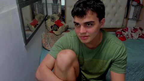 heiker_ online show from November 14, 4:04 am