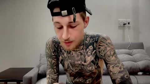 hellacozy online show from April 18, 2:29 pm