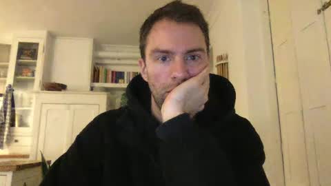 Lucas online show from January 3, 5:42 pm