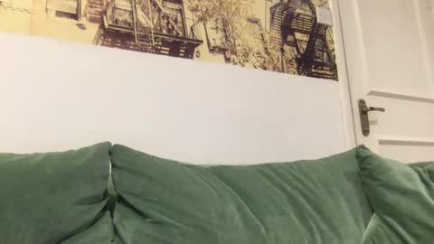 Lucas online show from December 20, 6:24 pm