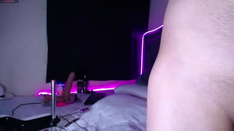 Henry   online show from October 28, 8:50 am