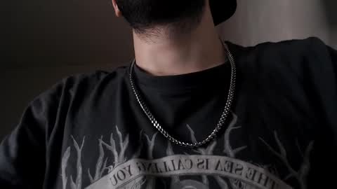 HenryAxe online show from April 2, 9:06 am