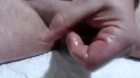 Here2cum4feetz online show from December 2, 1:00 pm