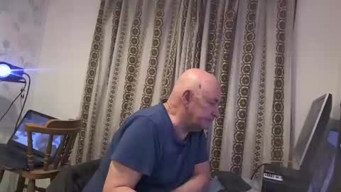 mature online show from January 20, 7:04 am