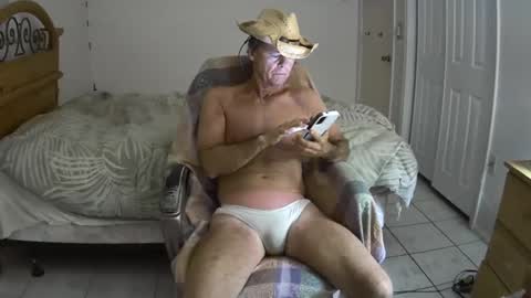 hewes1 online show from February 24, 9:32 am