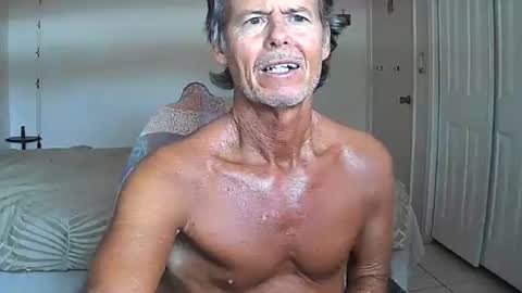 hewes1 online show from April 1, 6:49 pm