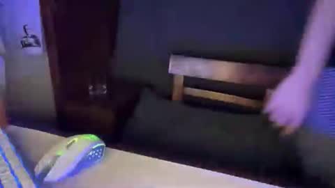 hiddendeseos online show from October 21, 1:09 am