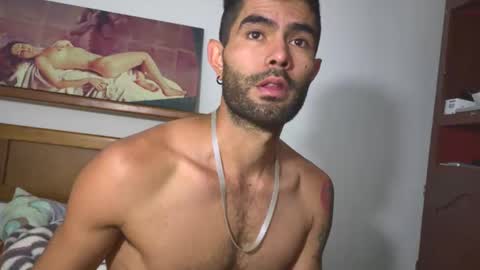 hideonbush online show from April 22, 11:48 am