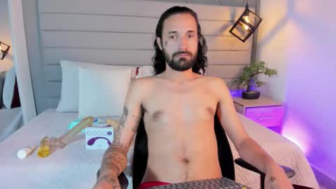 Hisoka online show from November 26, 3:31 am