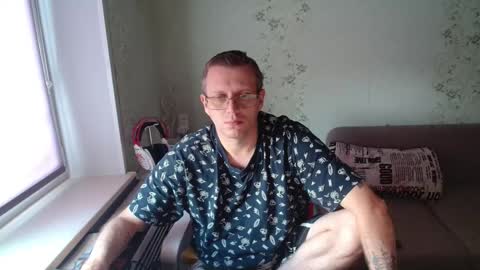 Snapshot of hlestus chatting on October 16, 7:38 am Wet Jack online show from October 16, 7:38 am